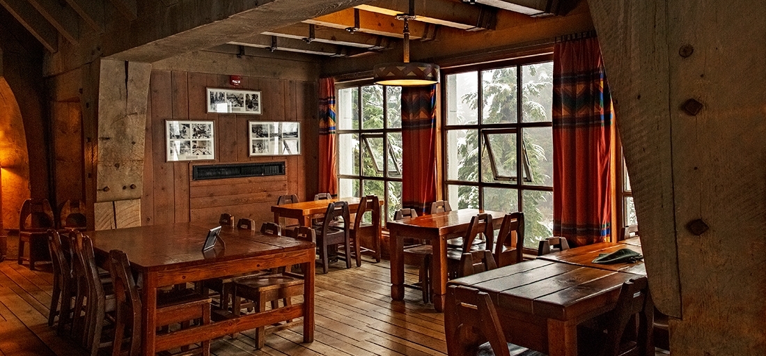 Ram's Head Bar & Restaurant Tables by Window