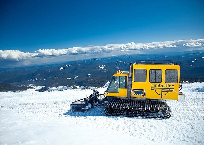 snowcat tour