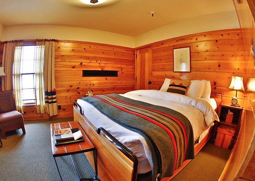Timberline queen room