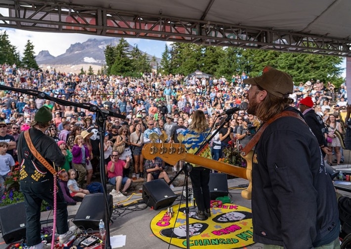 Live music a the Timberline Music Festival