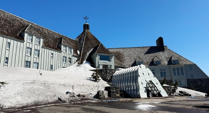 TIMBERLINE LODGE PICTURED THE DAY AFTER A ROOF FIRE WAS EXTINGUISED