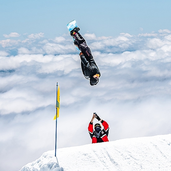 UPSIDE DOWN SNOWBOARDER AT TIMBERLINE FREESTYLE TRAINING CENTER