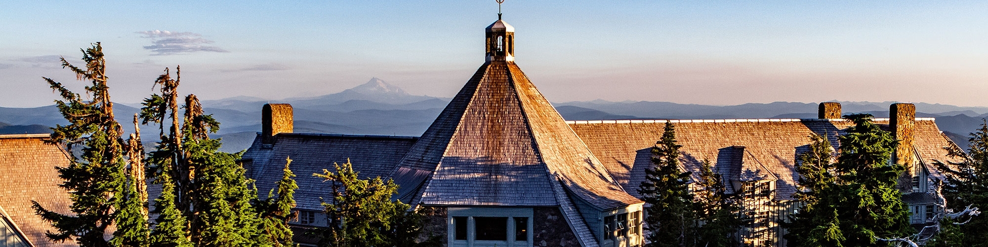 TIMBERLINE LODGE