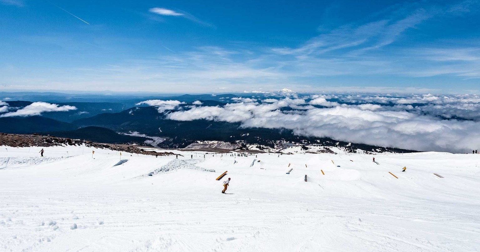 PANO OF TIMBERLINE'S FREESTYLE TRAINING CENTER IN THE SUMMER OVERLOOKING MT. JEFFERSON