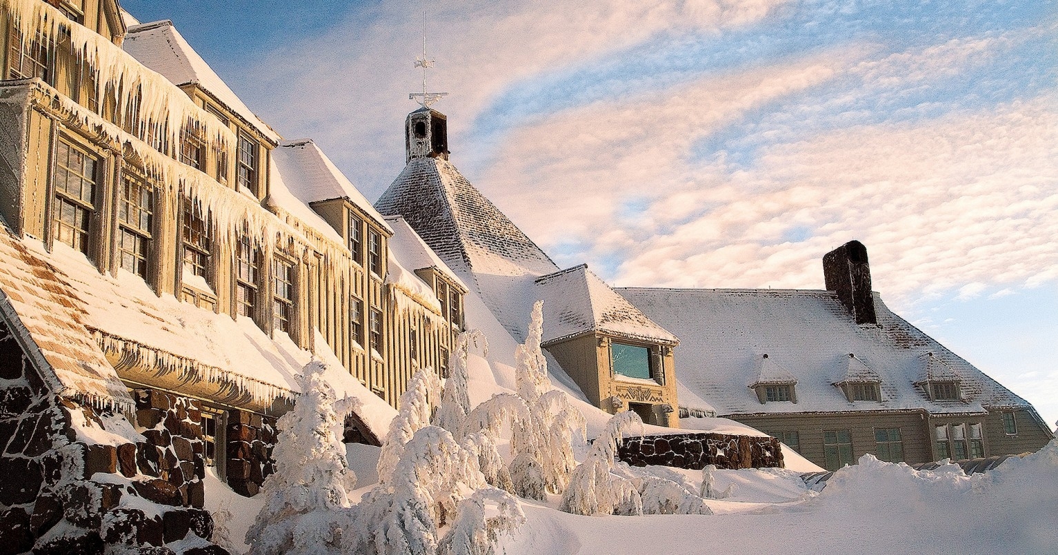 SNOW AND ICE COVERED TIMBERLINE LODGE 
