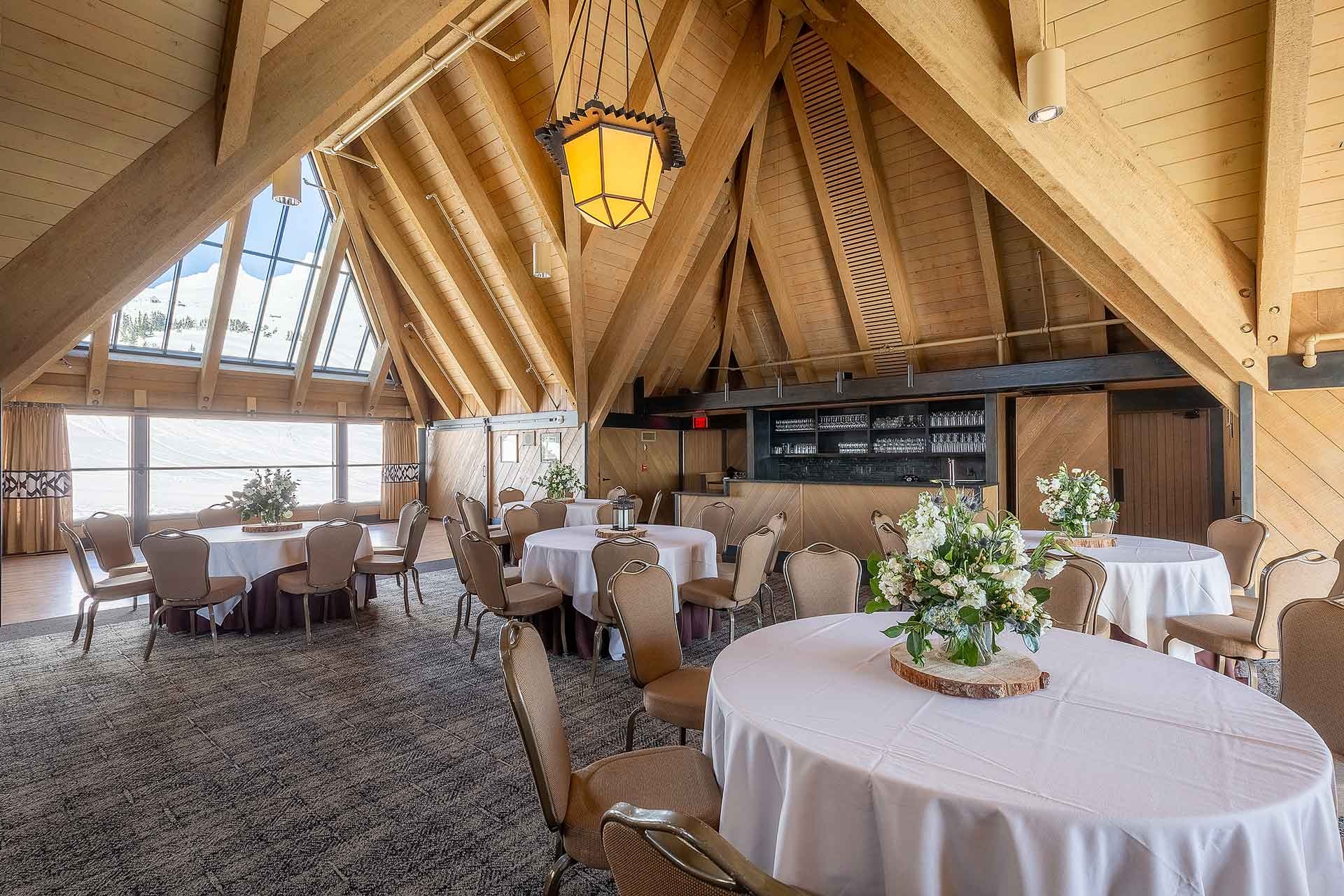 TIMBERLINE MT. HOOD WEDDING VENUE RAVENS NEST