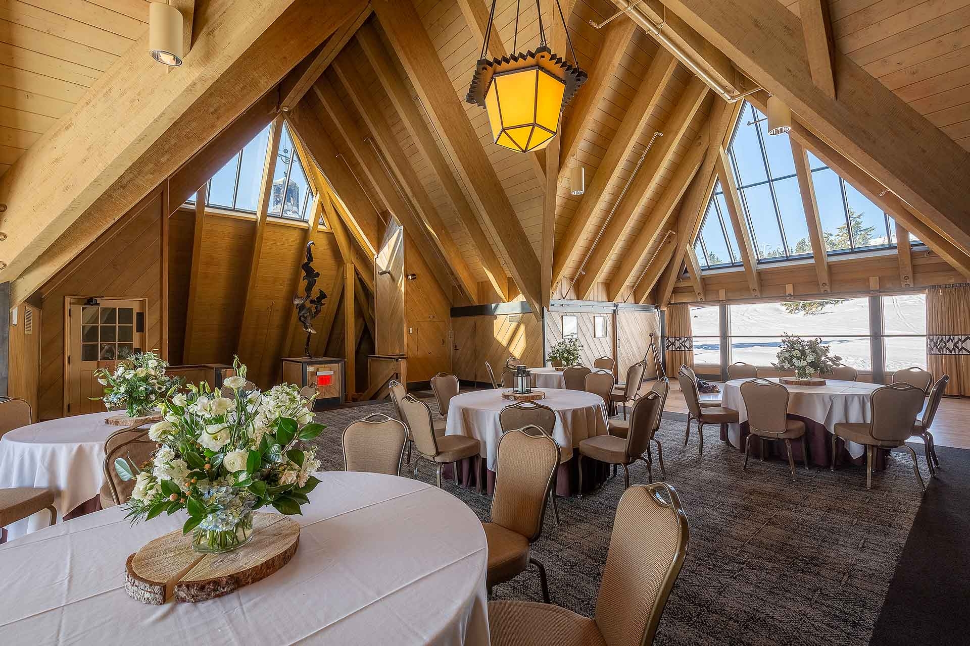 TIMBERLINE MT. HOOD WEDDING VENUE RAVENS NEST