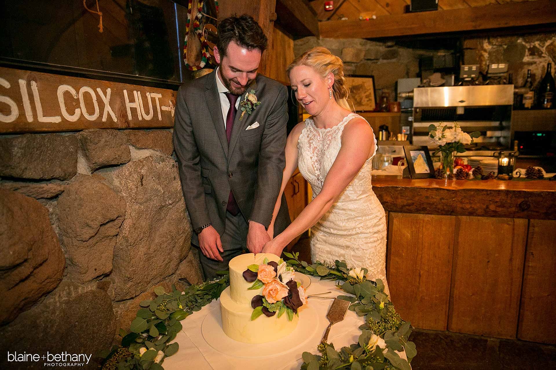 TIMBERLINE WEDDINGS SILCOX HUT