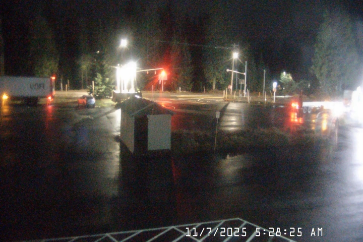 Live Feed: Summit Pass Shuttle