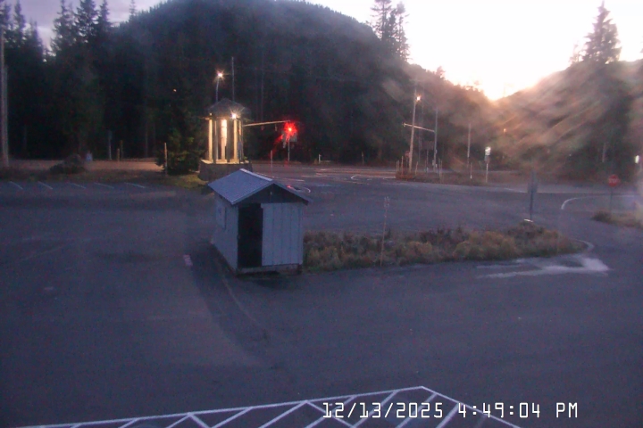 Live Feed: Summit Pass Shuttle