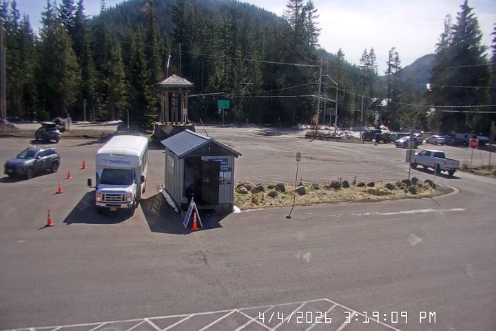 Live Feed: Summit Pass Shuttle