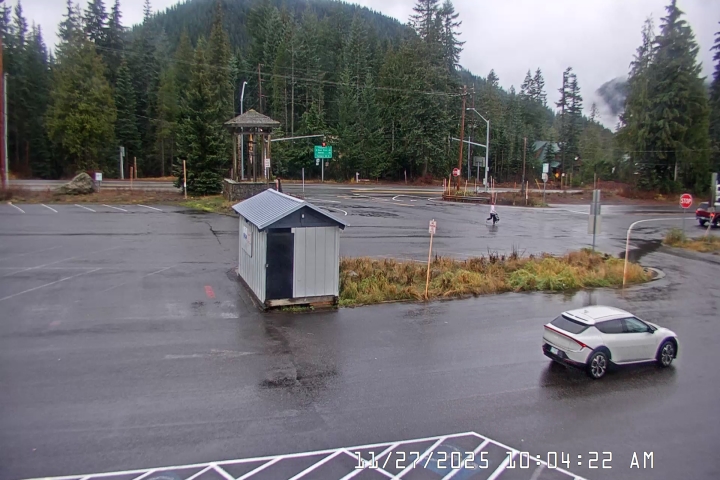 Live Feed: Summit Pass Shuttle