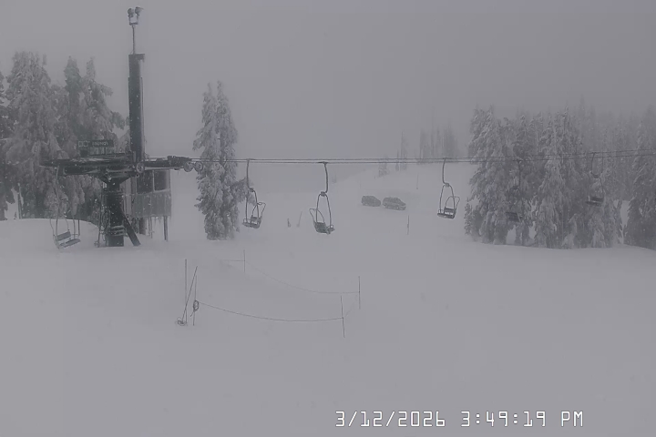 Live Feed: Bruno's Lift Camera