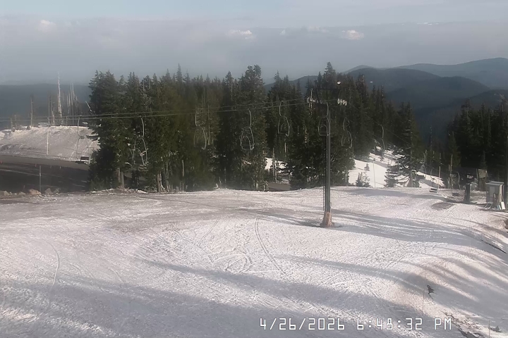 Live Feed: Bruno's Lift Camera